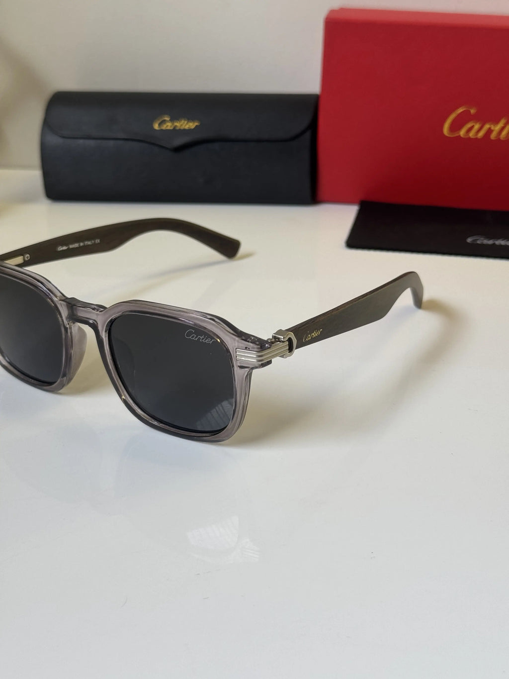Cartier_4956_Grey_Wooden_Stick