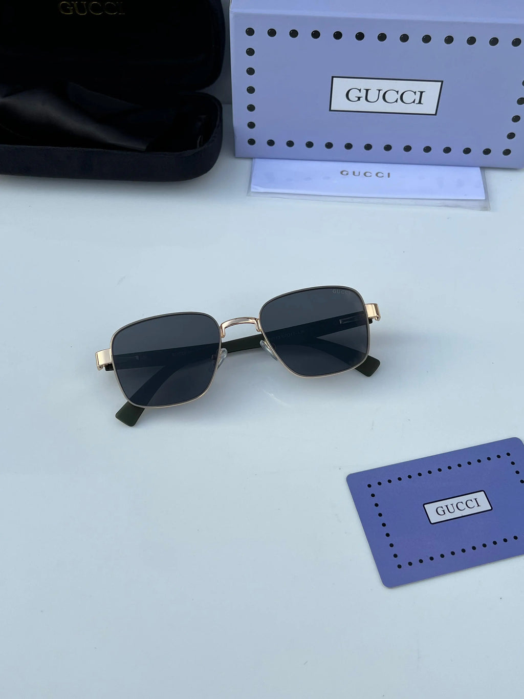 Gucci_983_gold_black