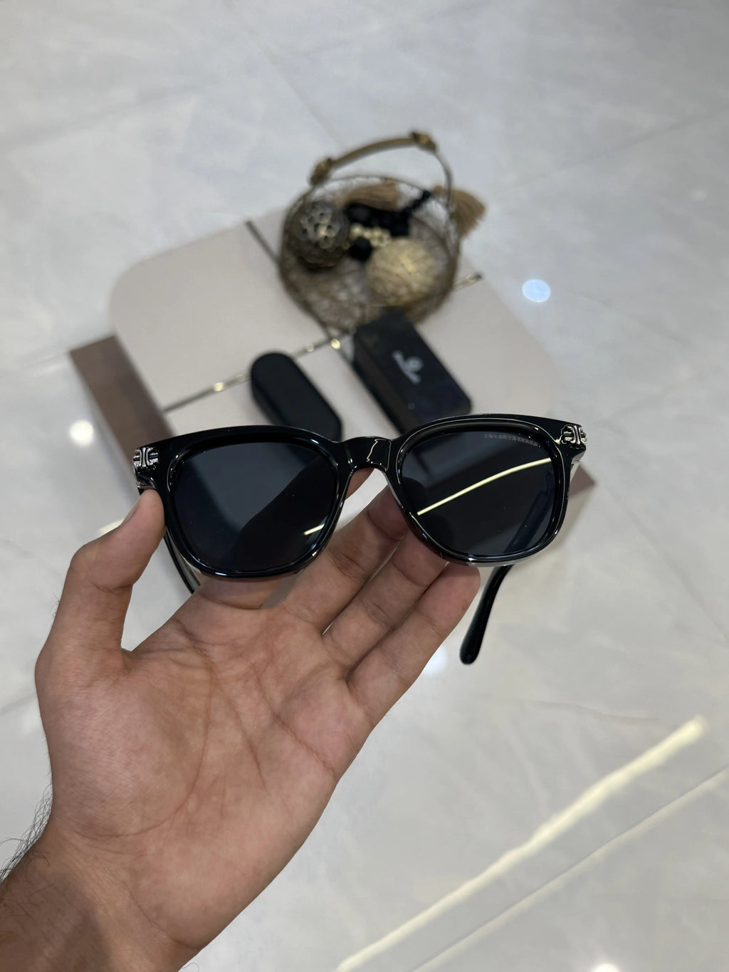 Chrome_Heartt_8535_Full_Black