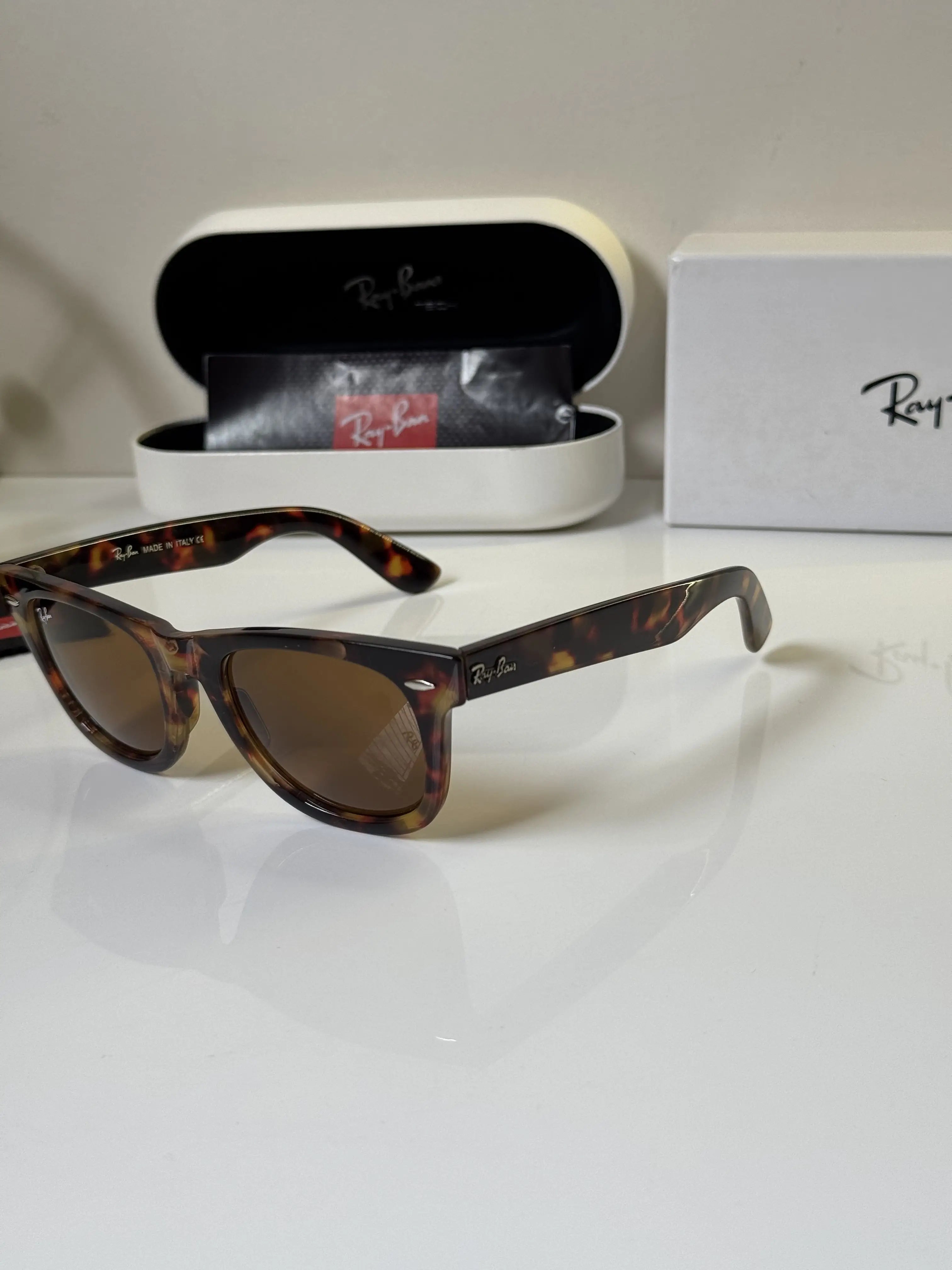 Rayban_2140_Tiger_Brown