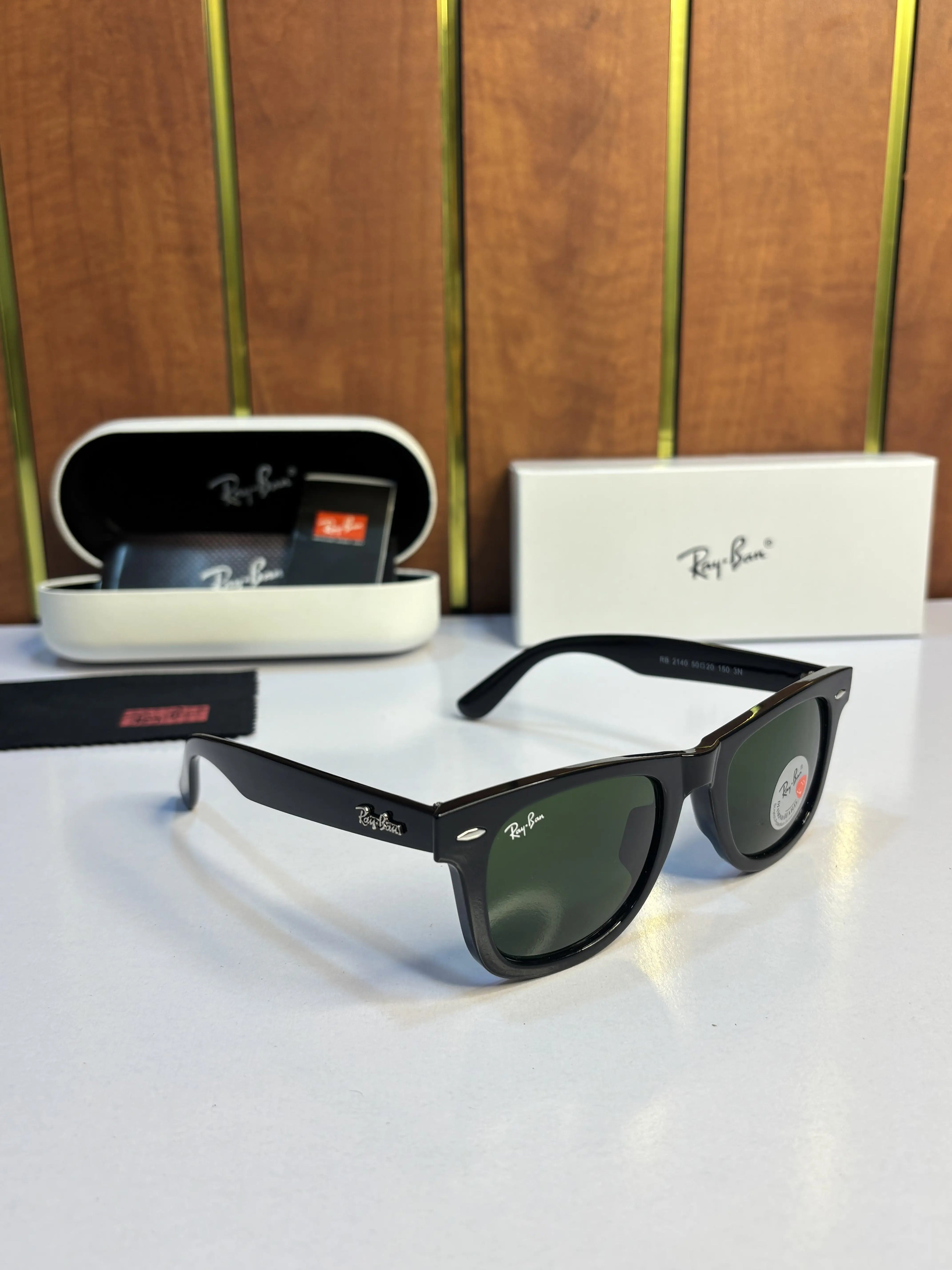 Rayban 2140 Black Green 