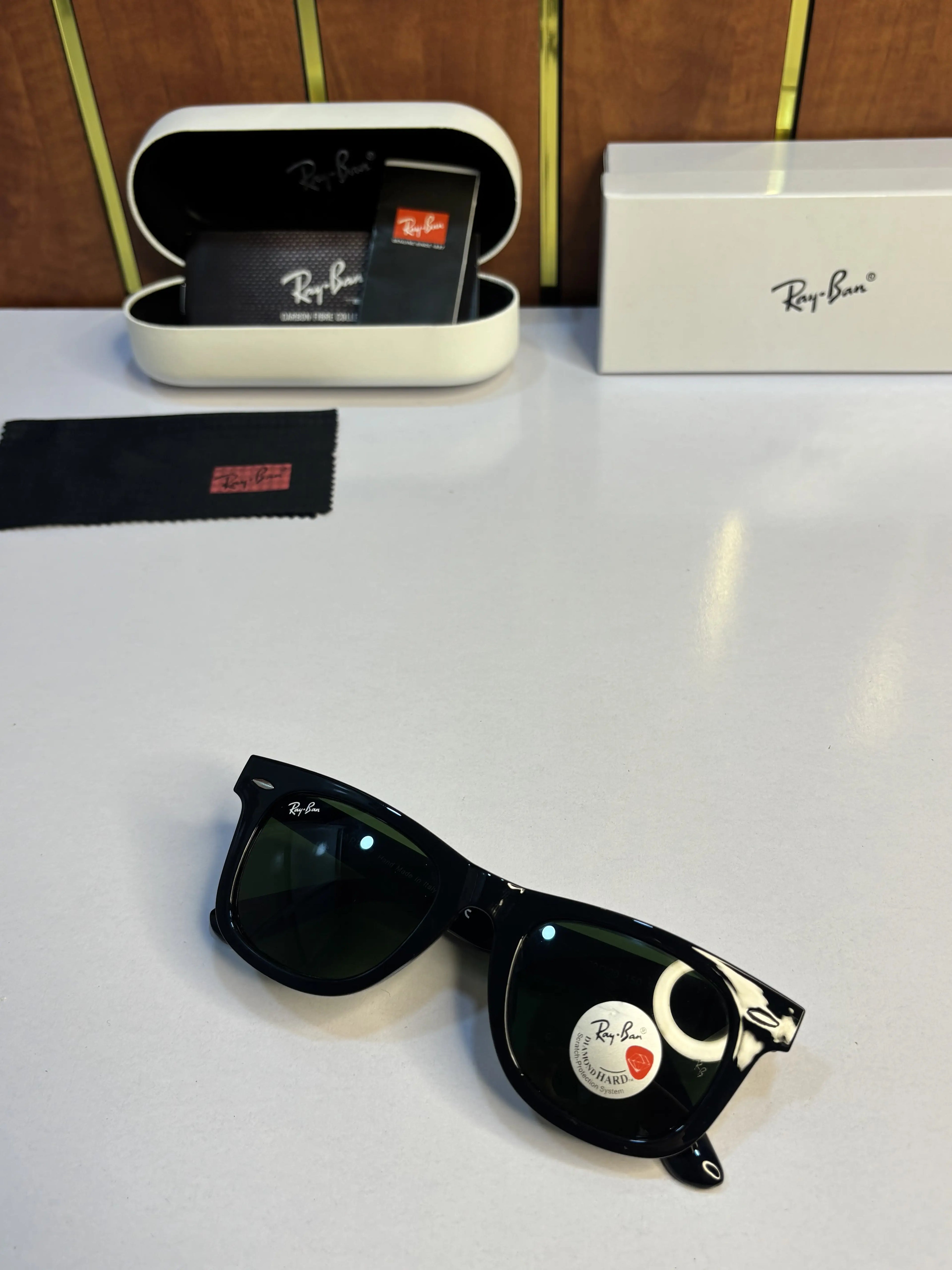 Rayban 2140 Black Green 