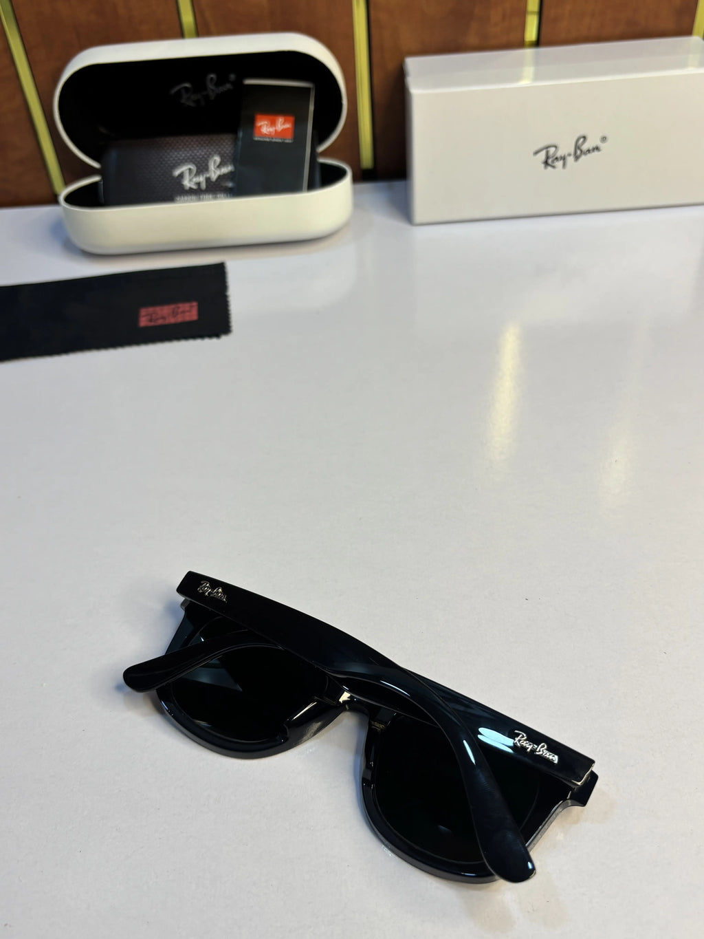 Rayban 2140 Black Green 