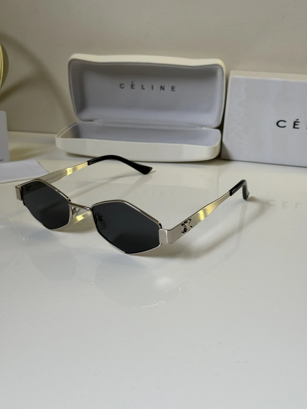 Celine_25056_Silver_Black