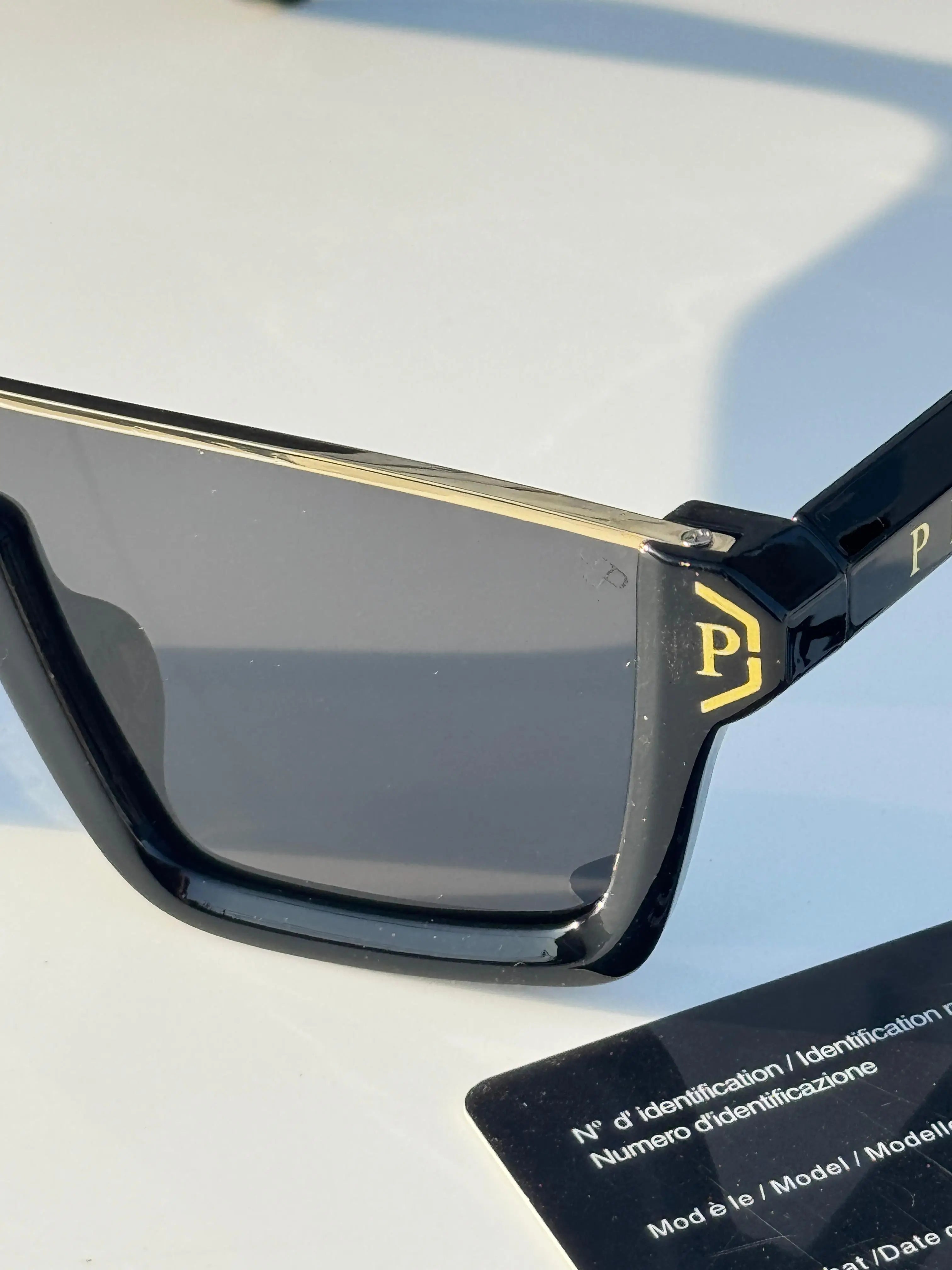 Philip_plein_147_black_gold