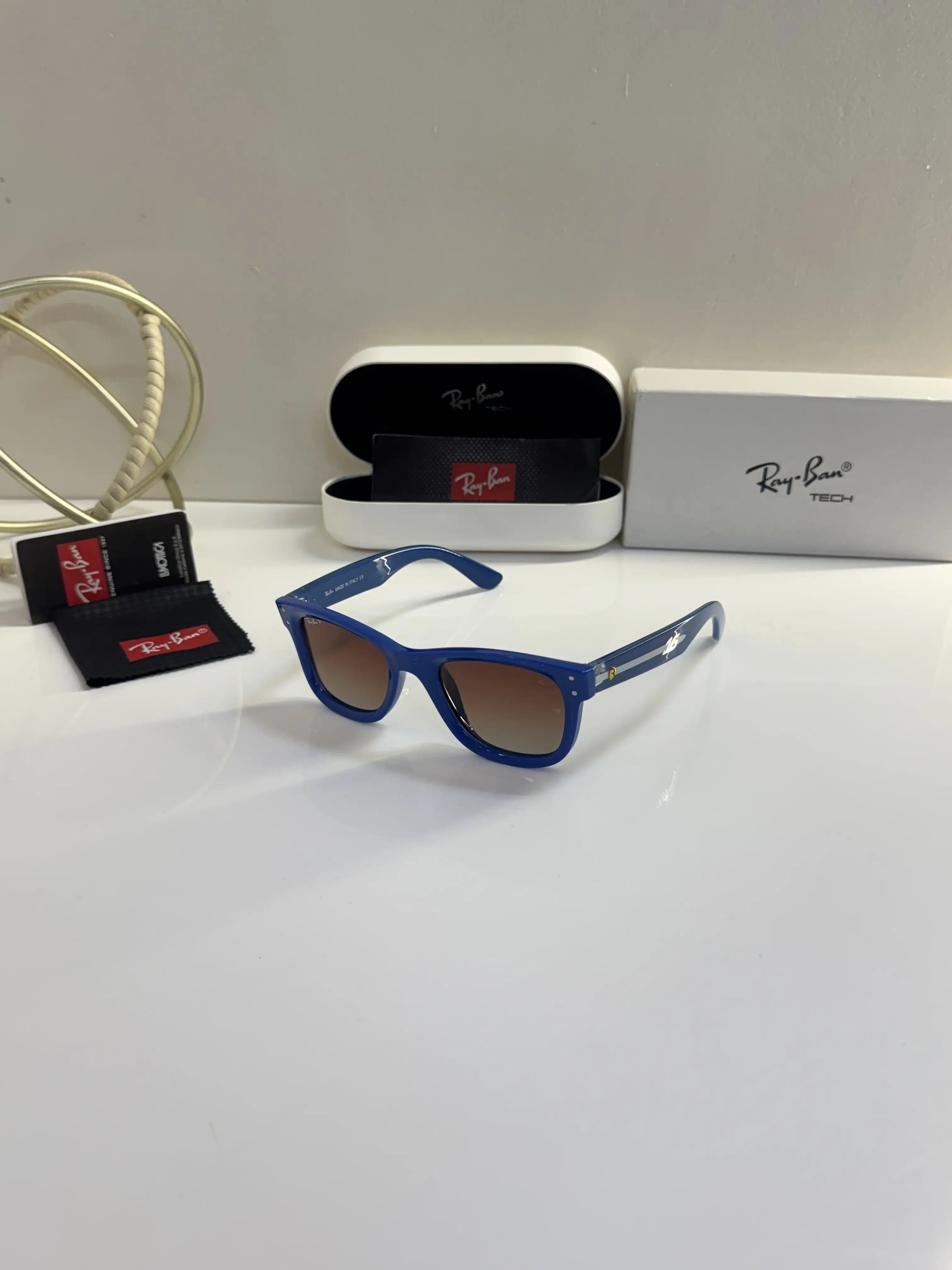Rayban_502_Royal_Blue_Brown