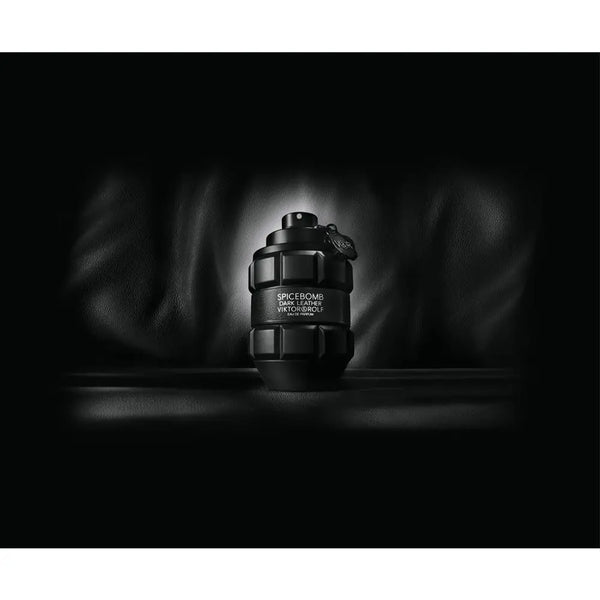 400 Viktor & Rolf Spicebomb Dark Leather Eau De Parfum 90ml - For Men