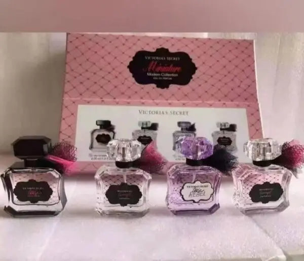 2021 Victoria's Secret Miniature Modern Collection Gift Set 4x30ml (Tease, Tease Rebel, Tempt) - For Women