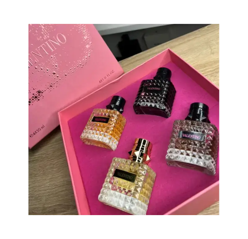 2025 Valentino Donna Born In Roma Miniature Gift Set 4x30ml (Intense, Coral Fantasy, Classic, The Gold) - For Women