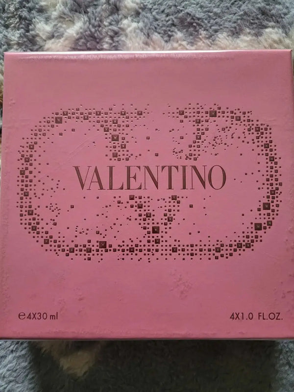 2025 Valentino Donna Born In Roma Miniature Gift Set 4x30ml (Intense, Coral Fantasy, Classic, The Gold) - For Women