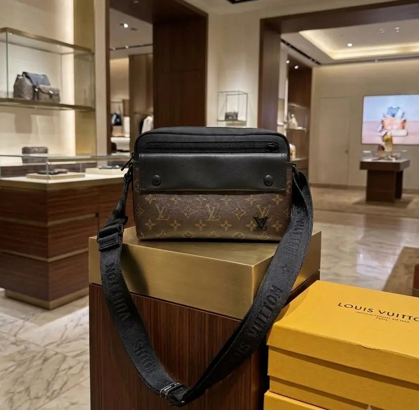 Louis Vuitton Monogram Luxury Sling Bag Black Brown With Og Box Bill And Dust Bag lv342