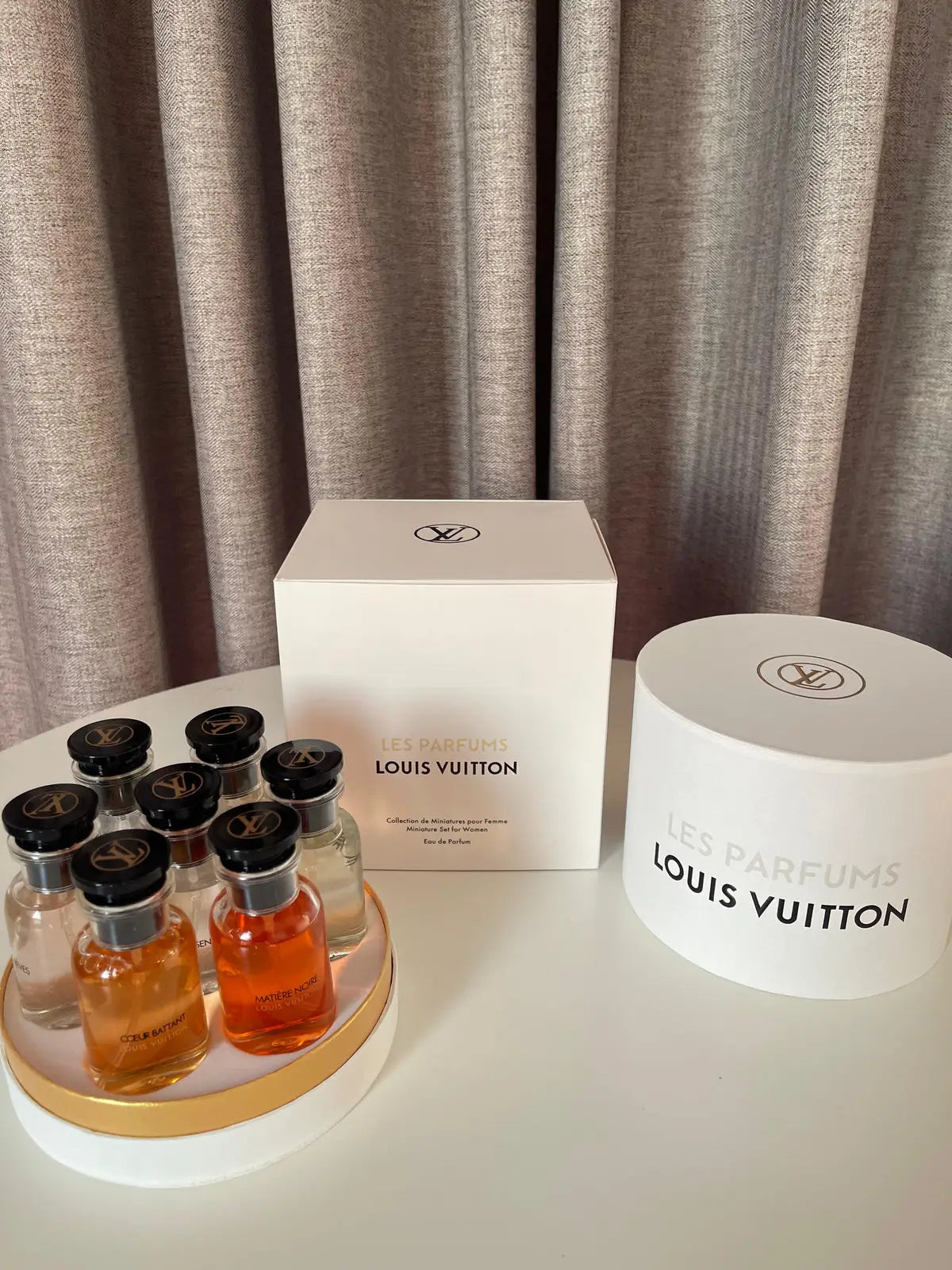 2026 Louis Vuitton Les Parfums Miniature Discovery Gift Set (7 x 10ml) - For Women