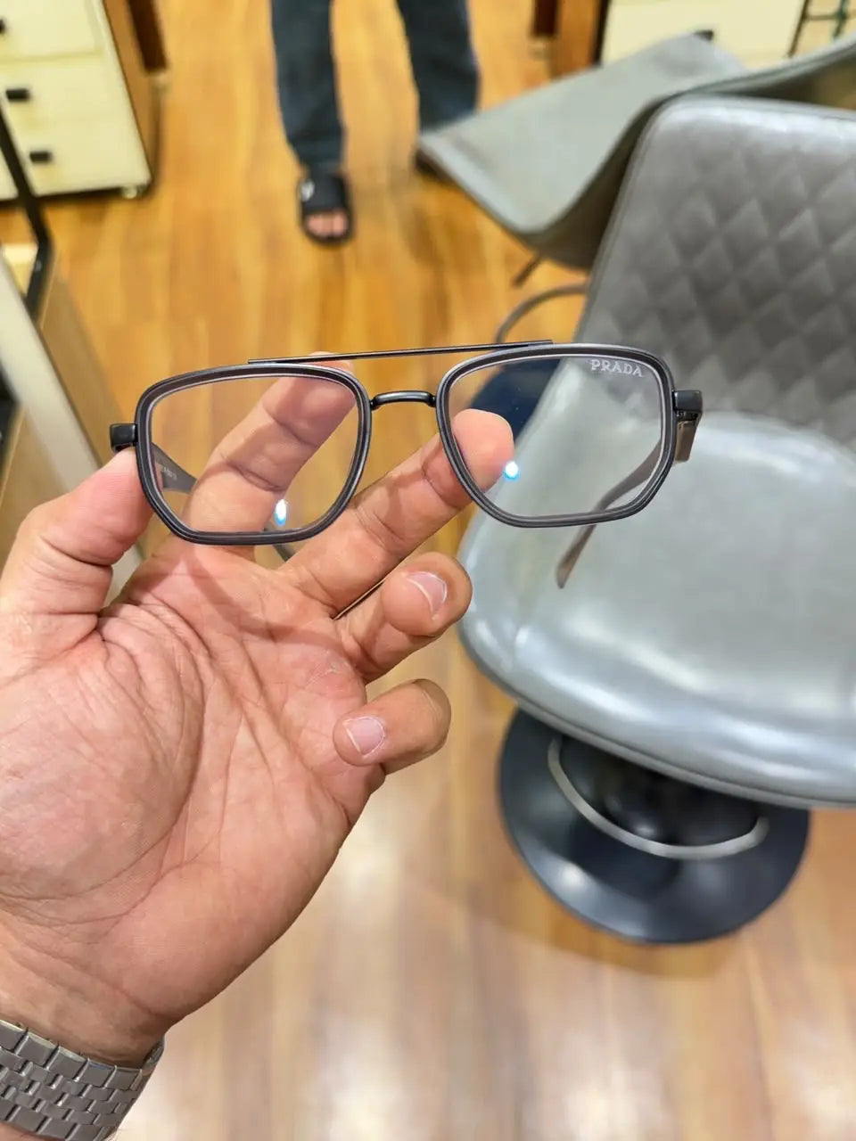 Prada 7384 grey plano