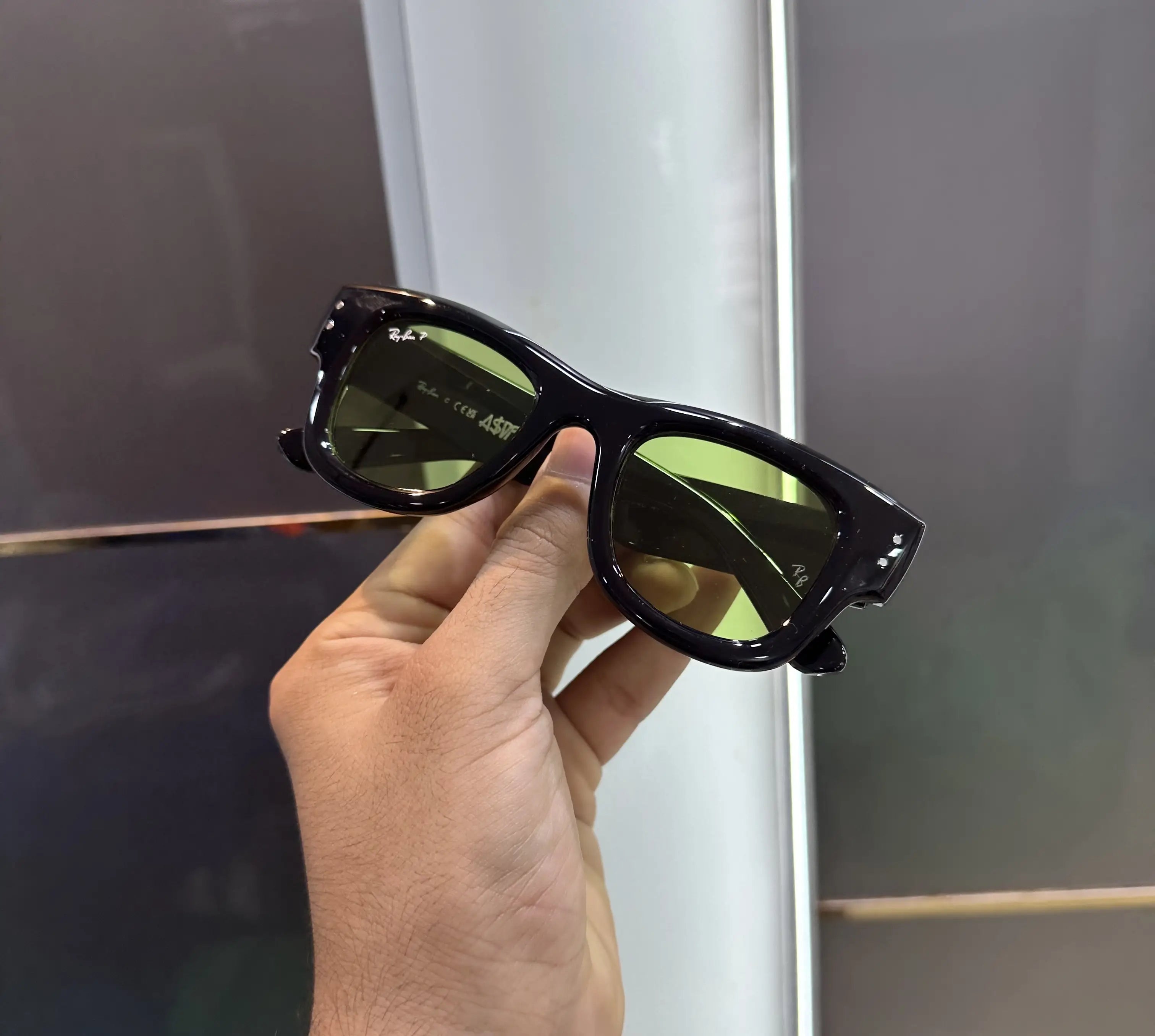 RayBan Black Green Puffer Premium Shades 940 Secondary image