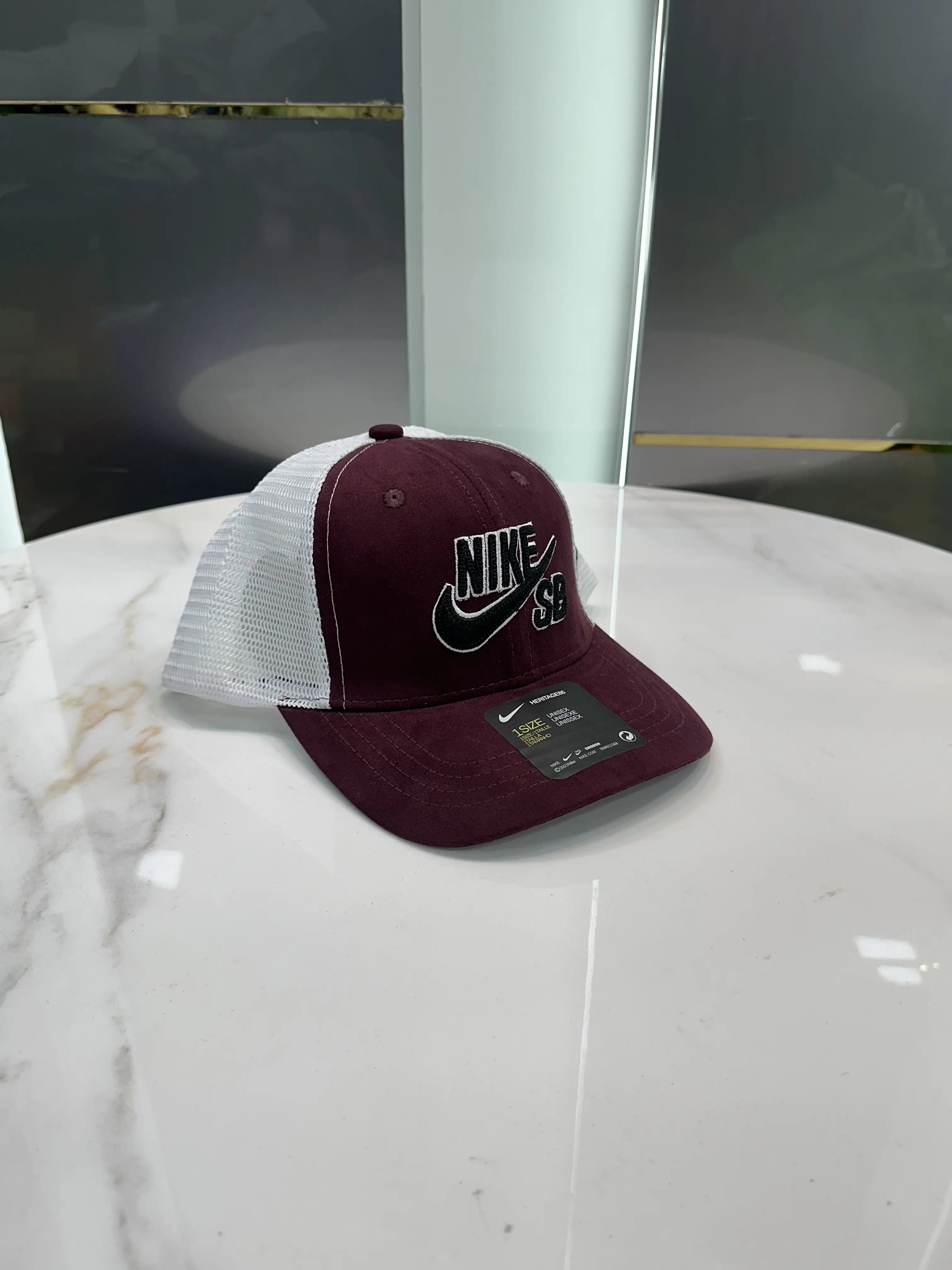 Nik e SB Wine (Suede) Premium Imported Cap