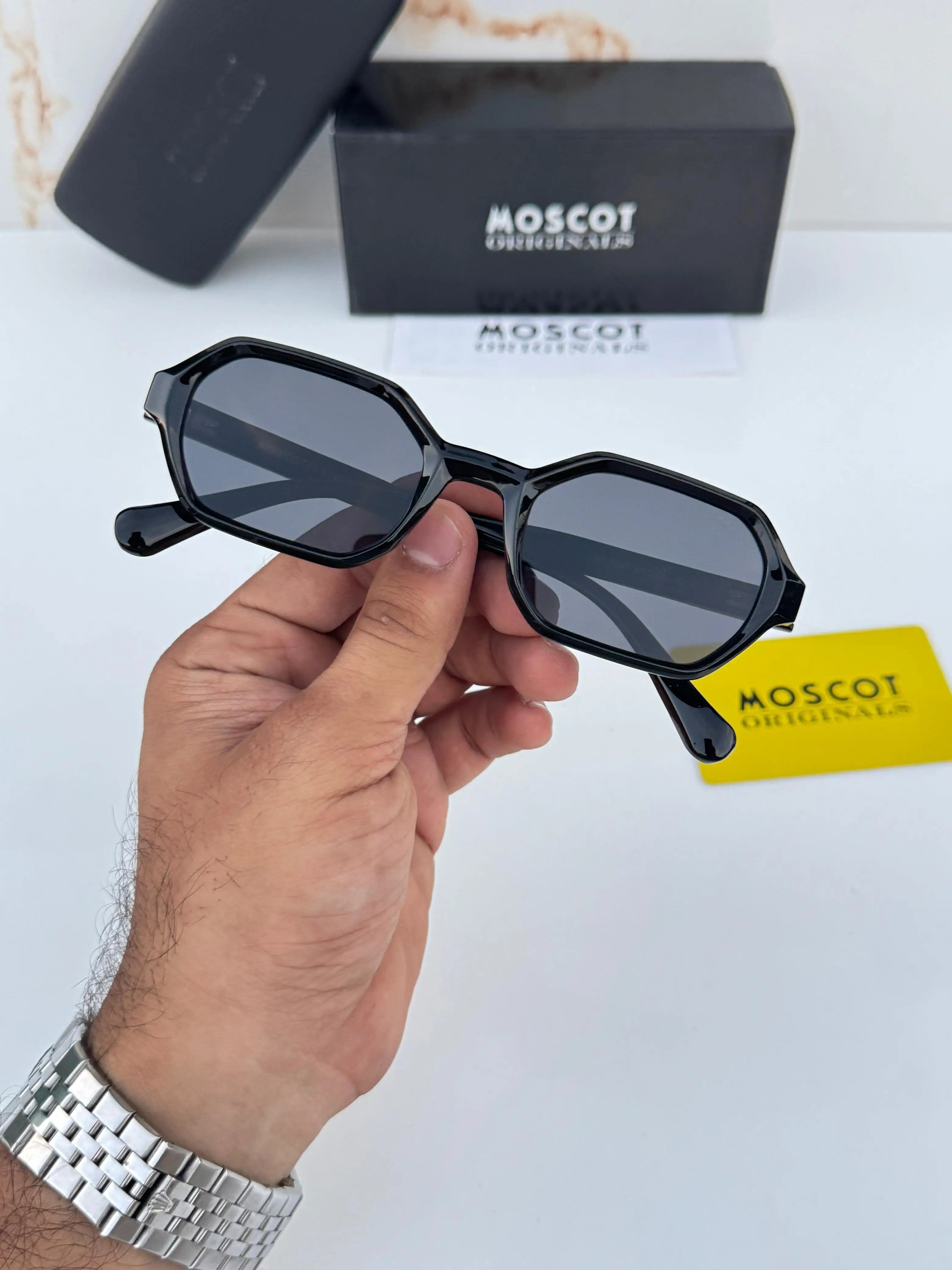Moscot_1243_Black