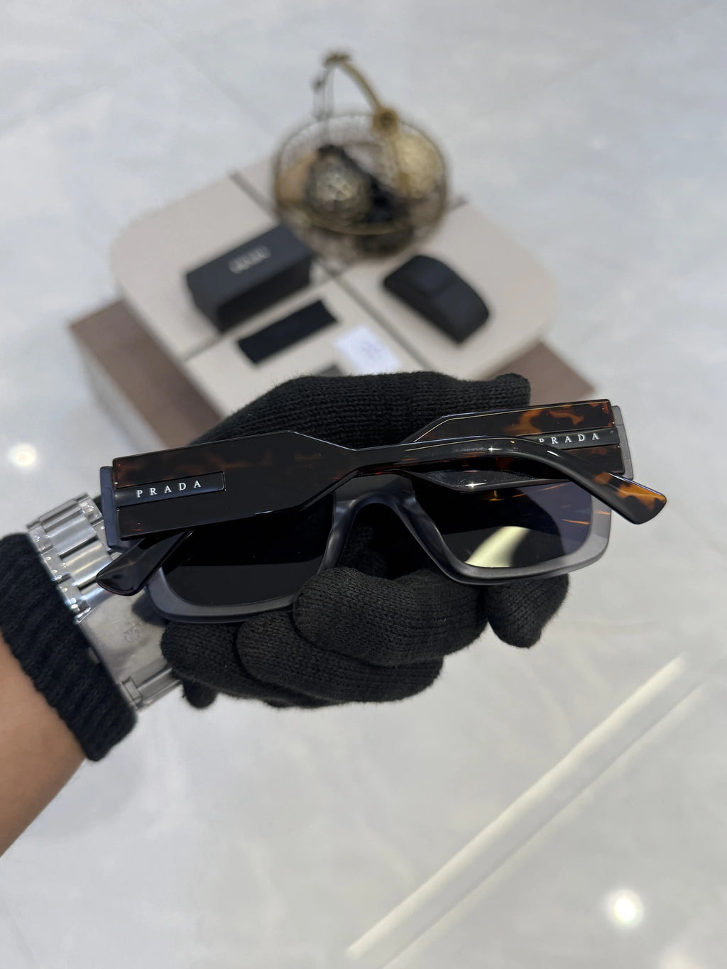 Prada_2333_Tiger_Grey