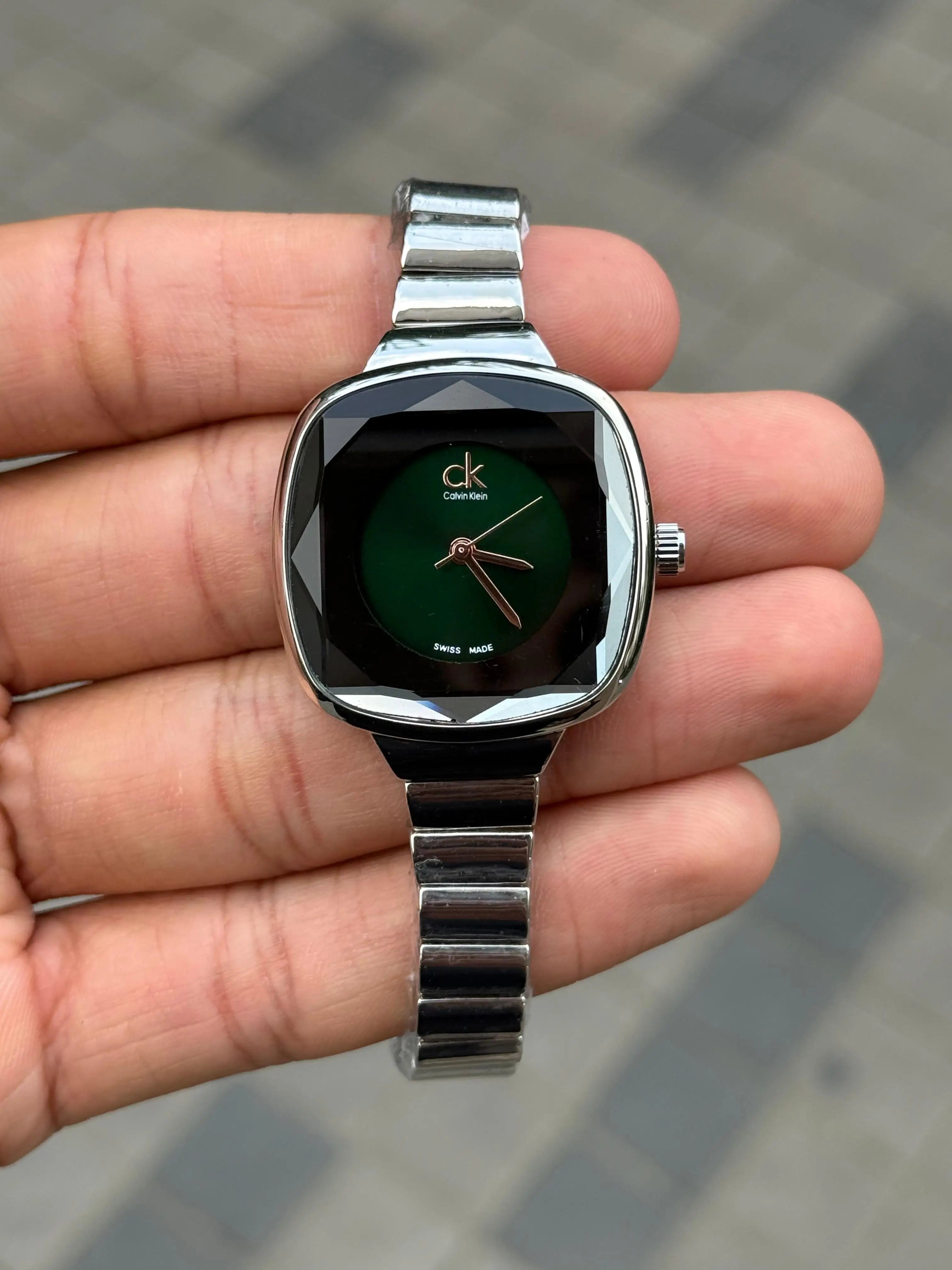 Calvin Klei n Women s Silver Green Main image