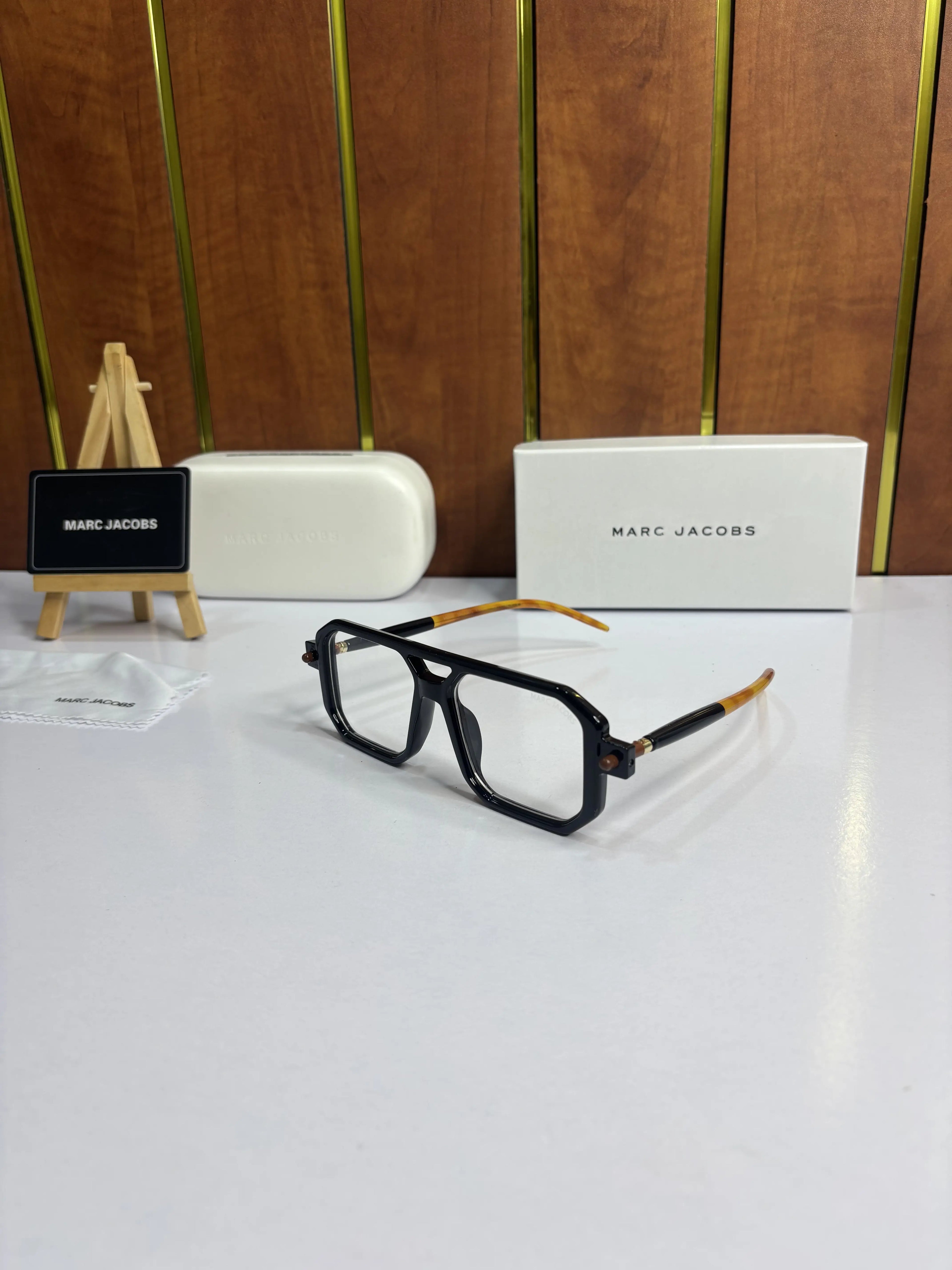 Marc Jacob Frame 