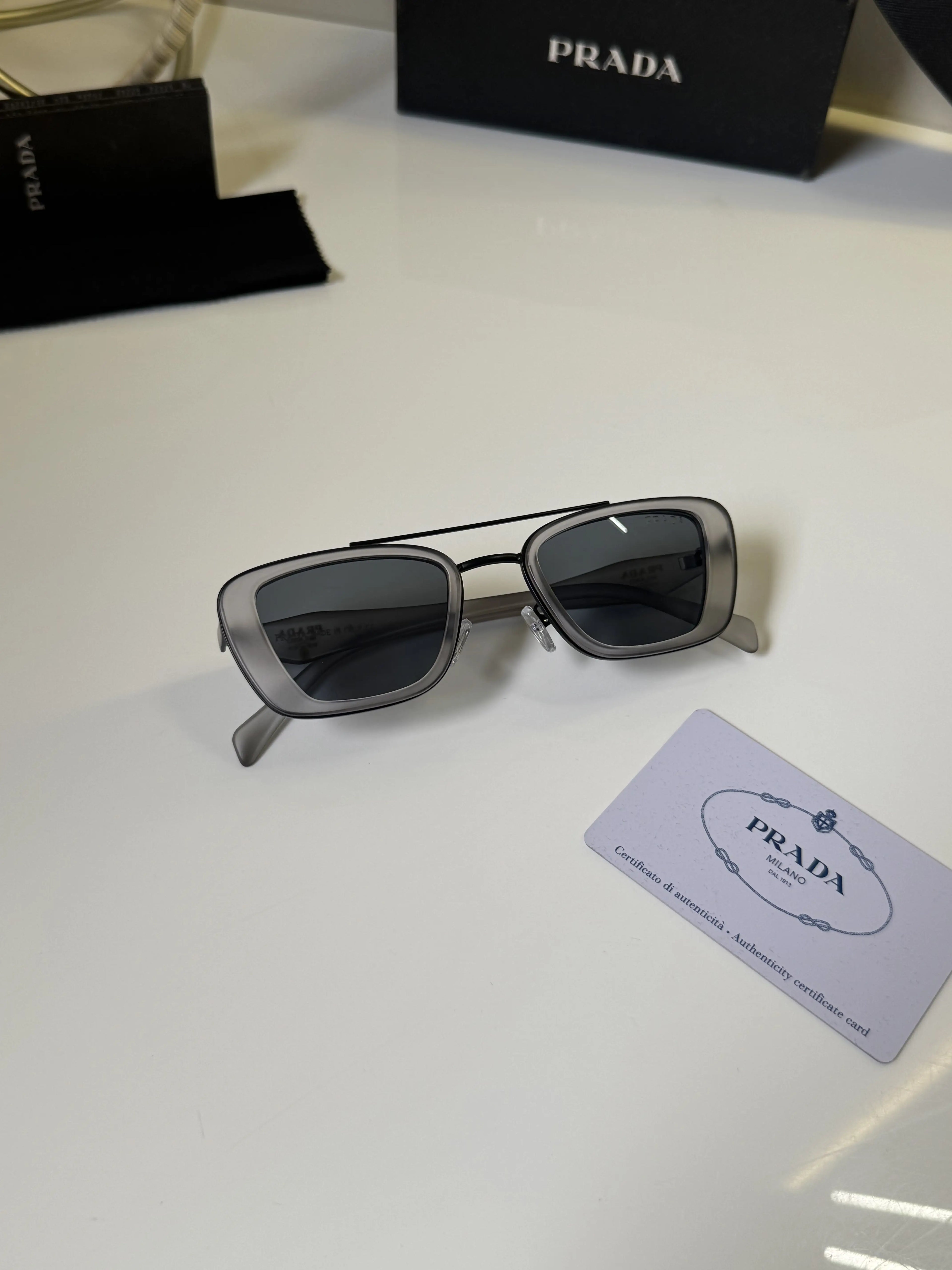 Prada_7380_Smoke_Grey