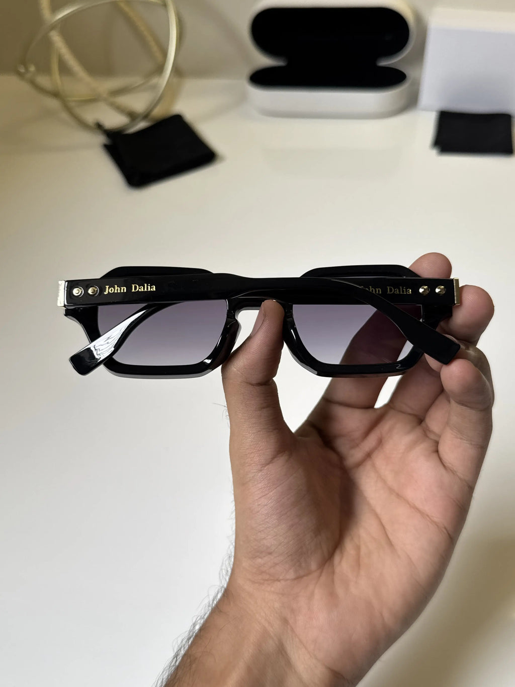 John_Dalia_18545_Gold_Black