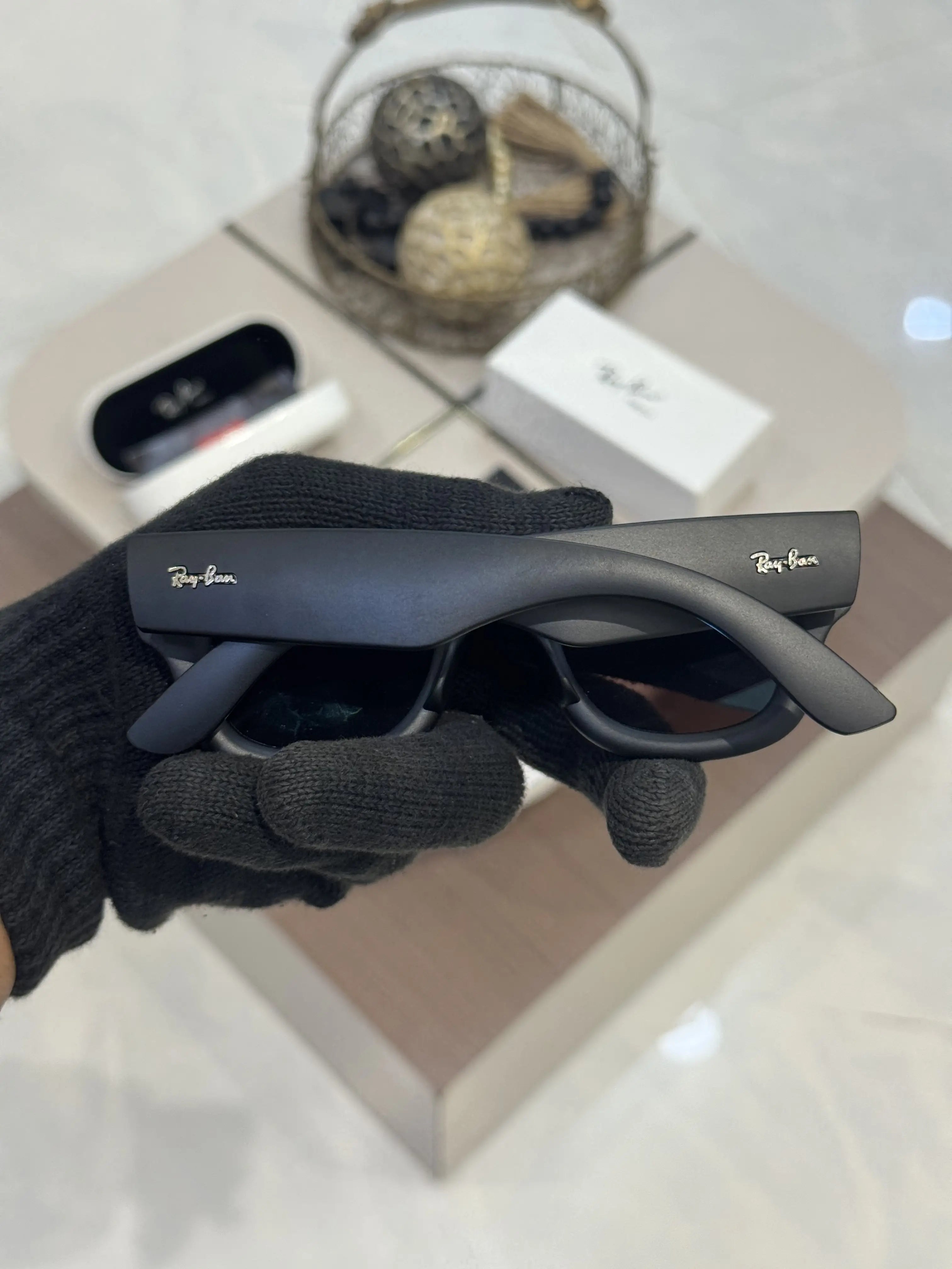 Rayban_4940_Black_Mirror_Blue