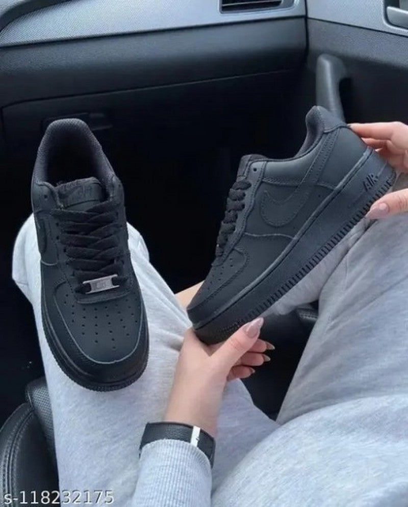 Nikee AirForce 1 Low 07 Triple Black