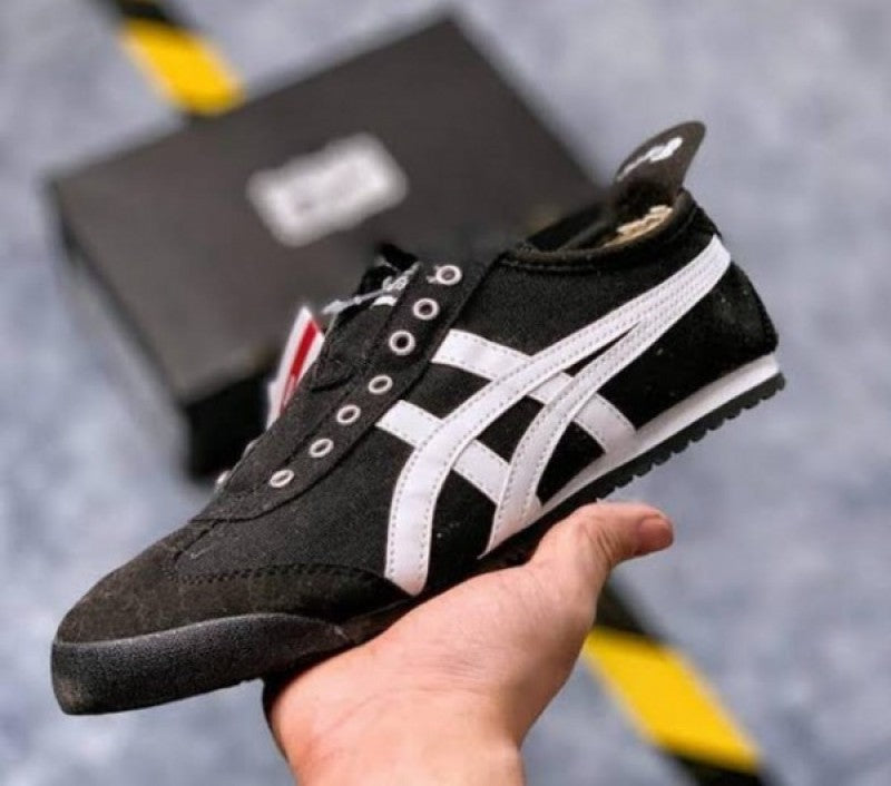 Onitsuka Tiger Slip On Black White