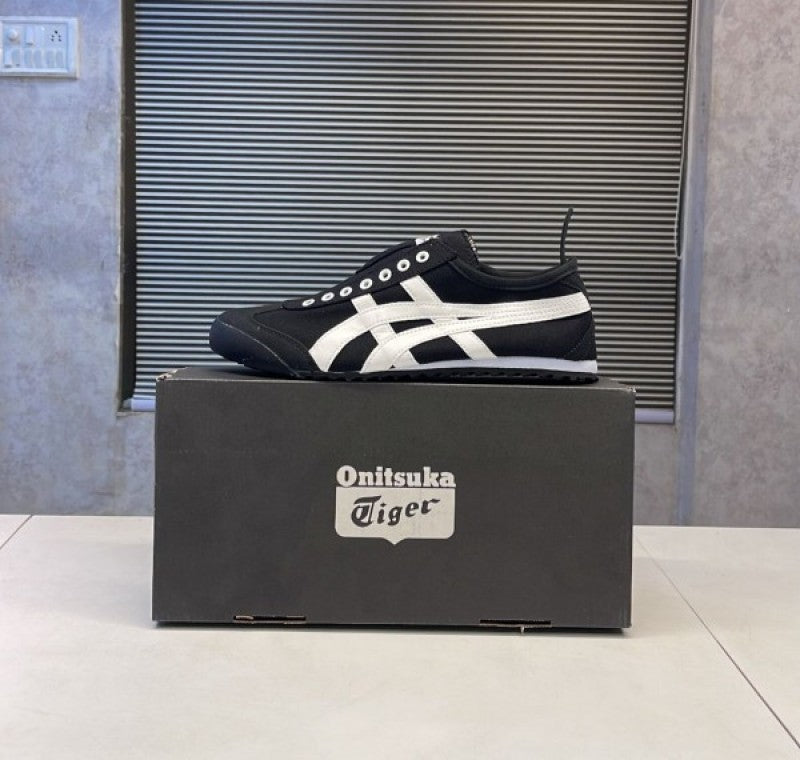 Onitsuka Tiger Slip On Black White