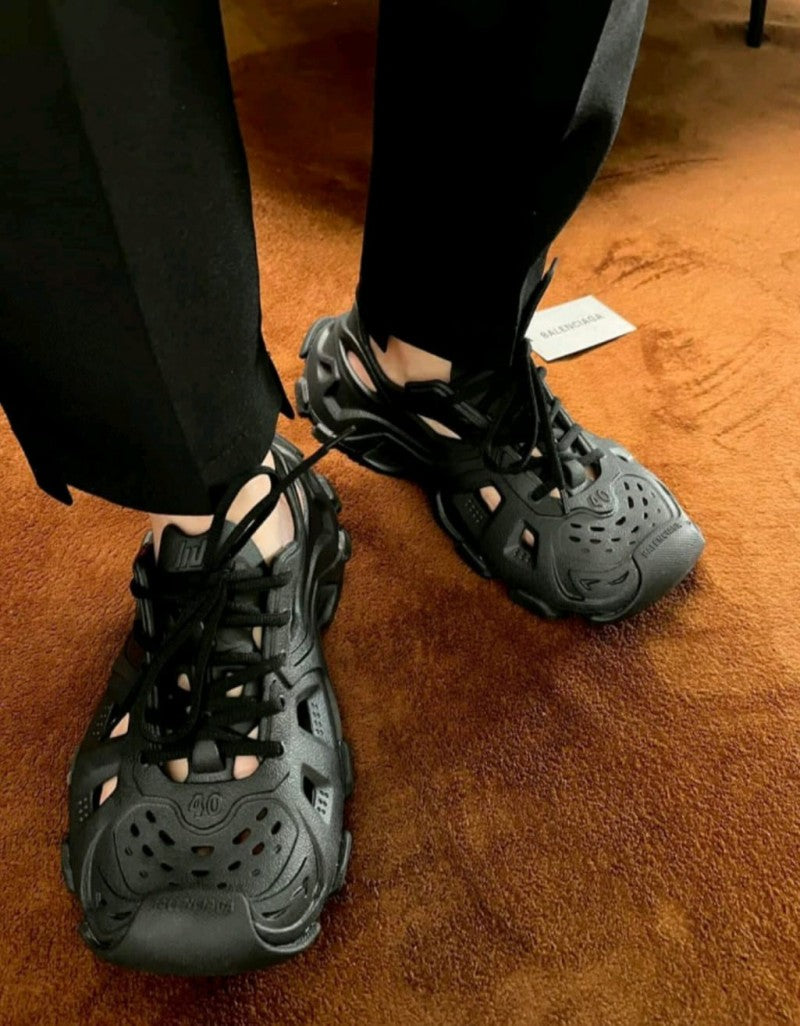 BALENCIAGA HD RUBBER BLACK Secondary image