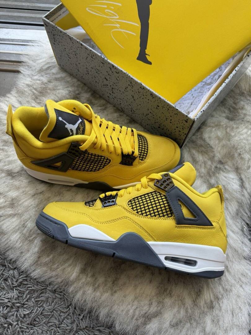 Air Jordan Retro 4 Lighting Yellow SEMI UA (SALE)