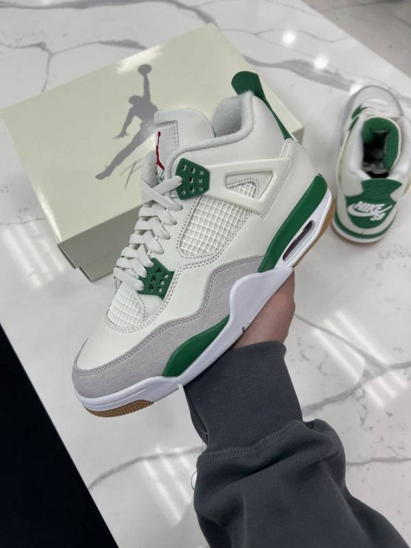 Air Jordan Retro 4 Pine Green Semi UA Quality