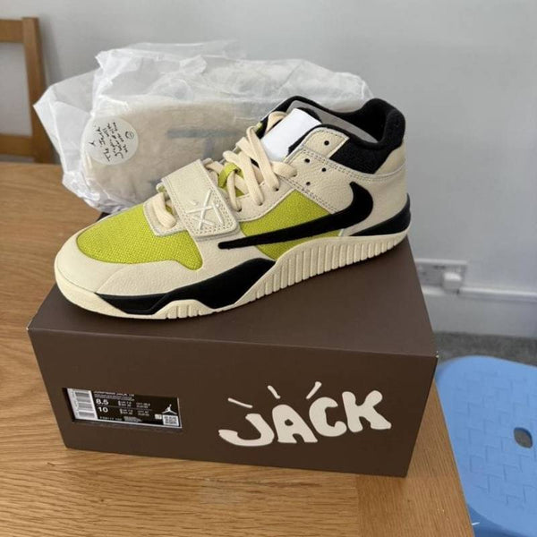 Travis Scott x Jordan Jumpman Jack - Bright Cactus