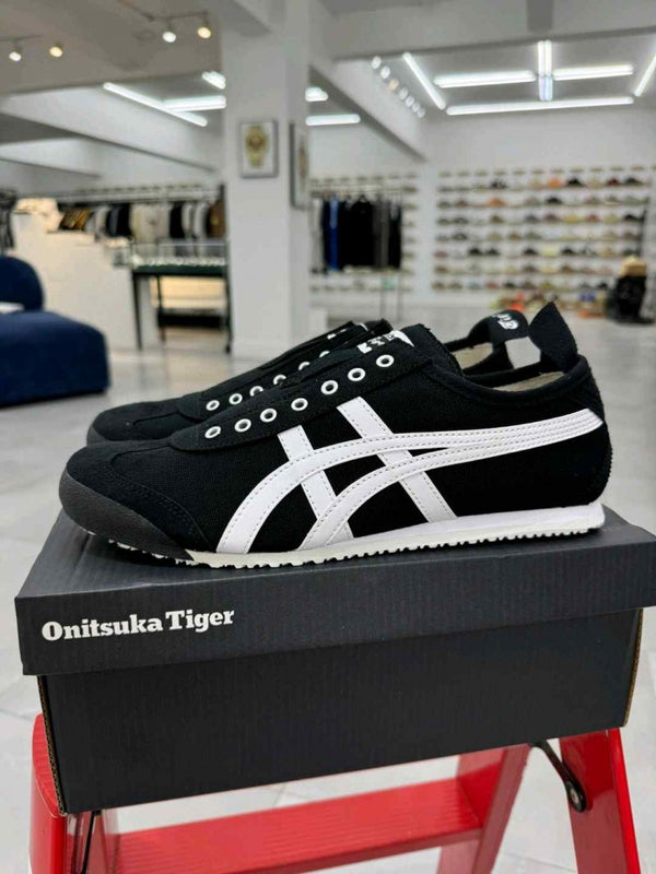 Onitsuka_Tiger_Mexico_66_Slip_On_Black_Putty_Premium_FIX