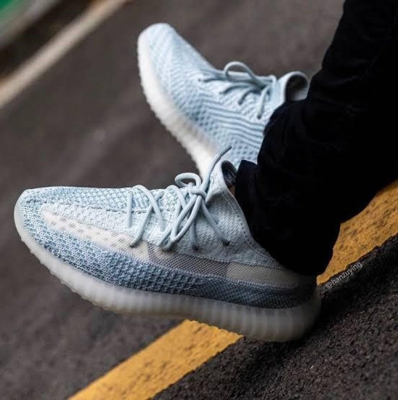 ADIDAAS YEEZY 350 CLOUD WHITE WITH FULL KIT Main image