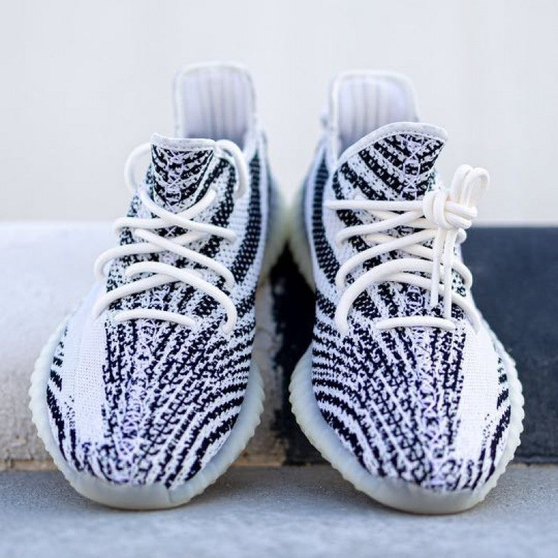 YeeZy Boost V 2 350 Zebra UA BATCH With SPLY Socks STICKER CALENDAR Carry Bag FIX