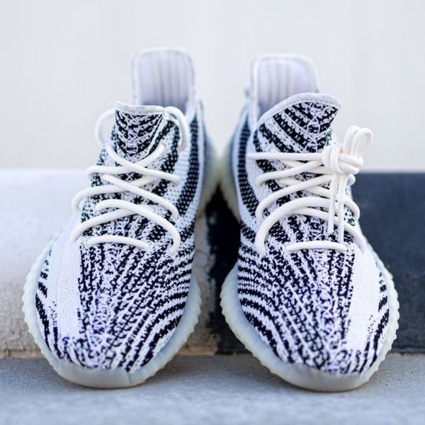 YeeZy Boost V 2 350 Zebra UA BATCH With SPLY Socks STICKER CALENDAR Carry Bag FIX