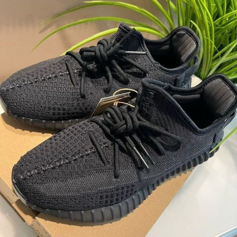YeeZy Boost V 2 350 ONYX UA BATCH With SPLY Socks STICKER CALENDAR Carry Bag FIX
