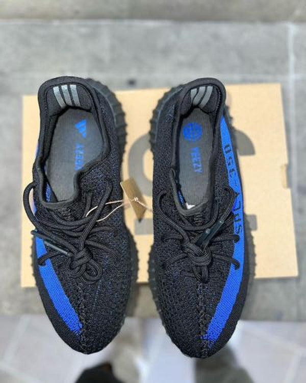YeeZy Boost V 2 350 Dazzling Blue UA BATCH With SPLY Socks STICKER CALENDAR Carry Bag FIX