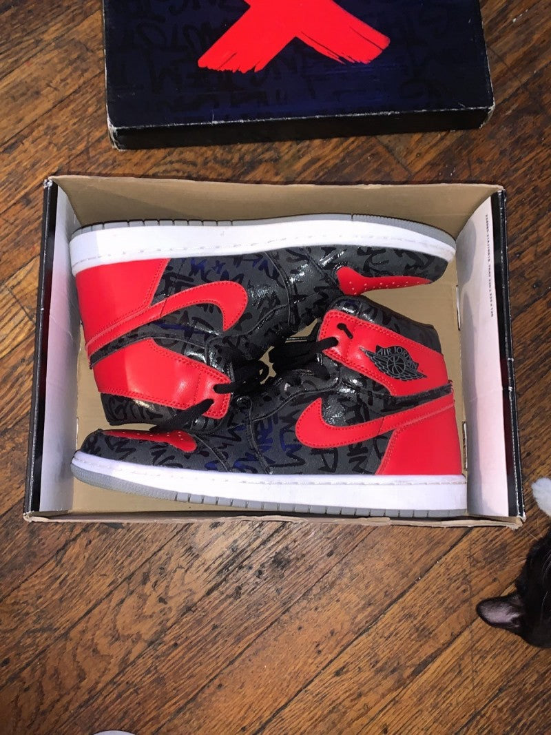 RETRO 1 REBALLLIONER RED WITH OG BOX & BUTTER PAPER