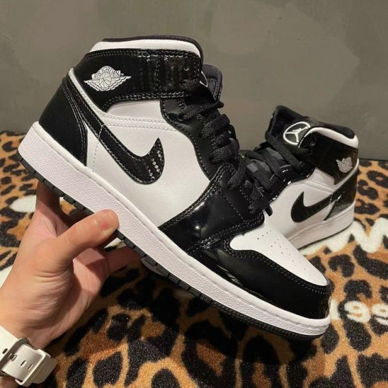 JORDAN 1 CARBON FIBER