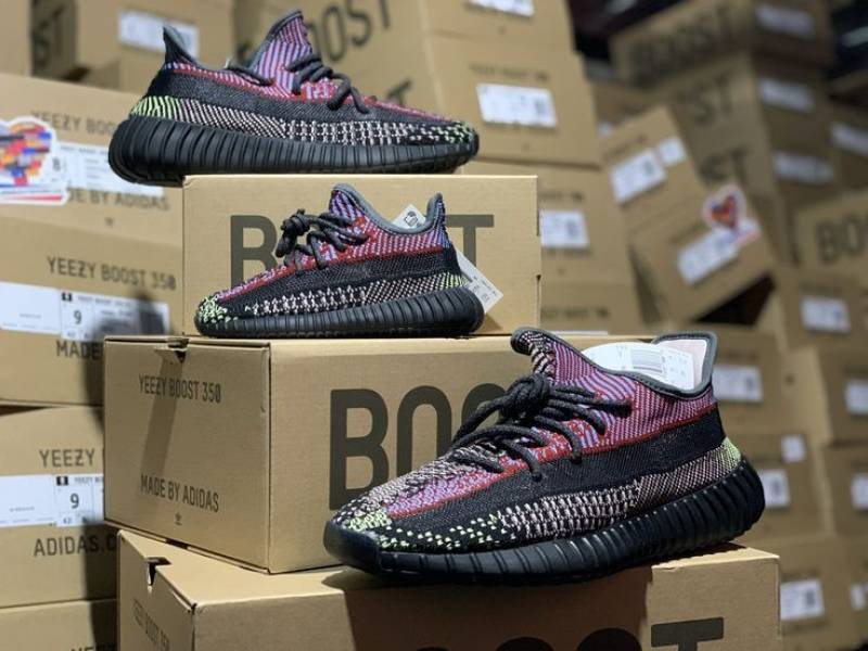 Yeezy Boost 350 V2 Yecheil Reflective With All Accessories and Top Quality 