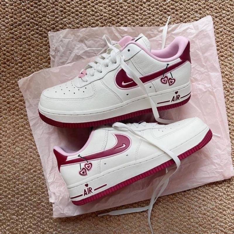 AirForce 1 Low Valantine Day 2023