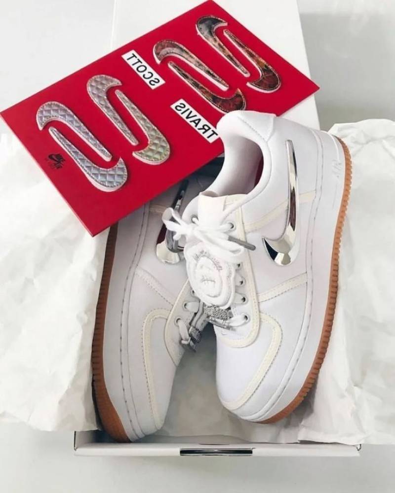 Travis Scott Air Force 1 Low Sail