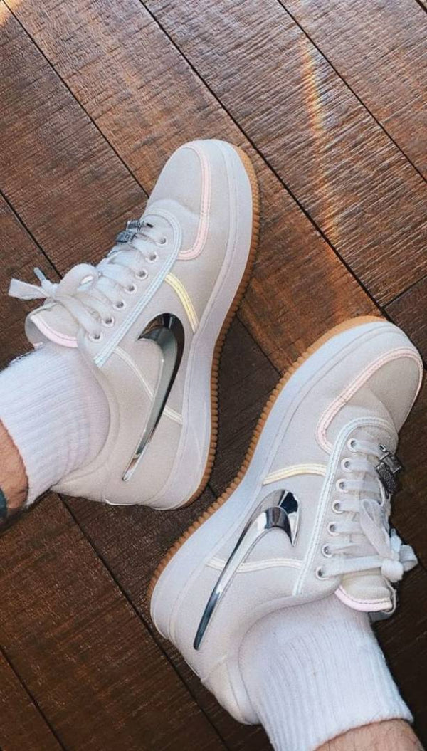 Travis Scott Air Force 1 Low Sail