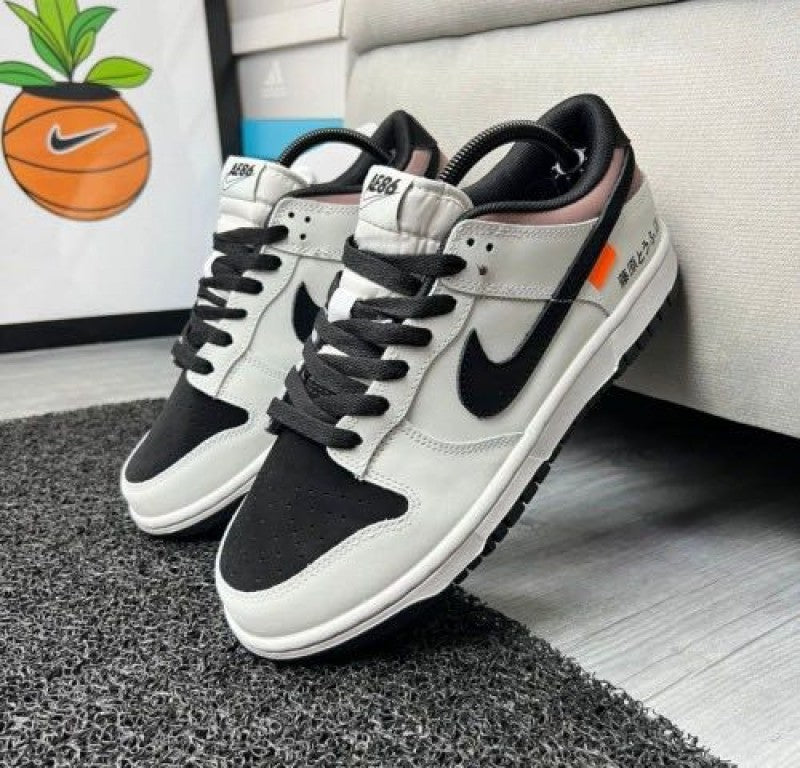 NIK_E SB DUNK LOW TOYOTA AE86