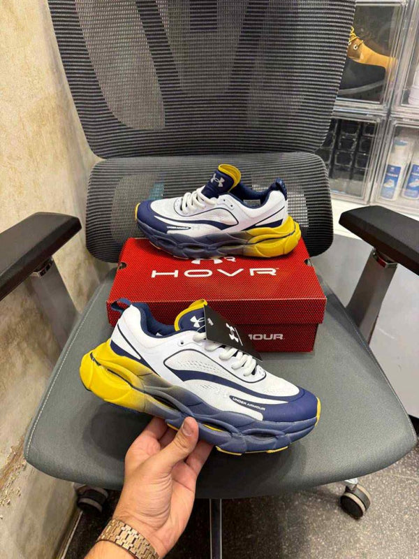 Under Armou.r UA Halo Racer running shoe (380