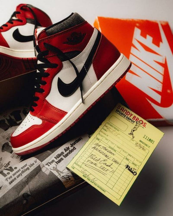 Air Jordan 1 Retro High OG Chicago Lost & Found