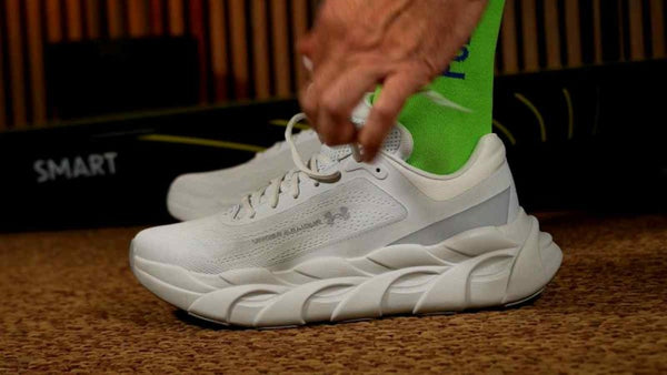 Unde r Armour UA Halo Runner
