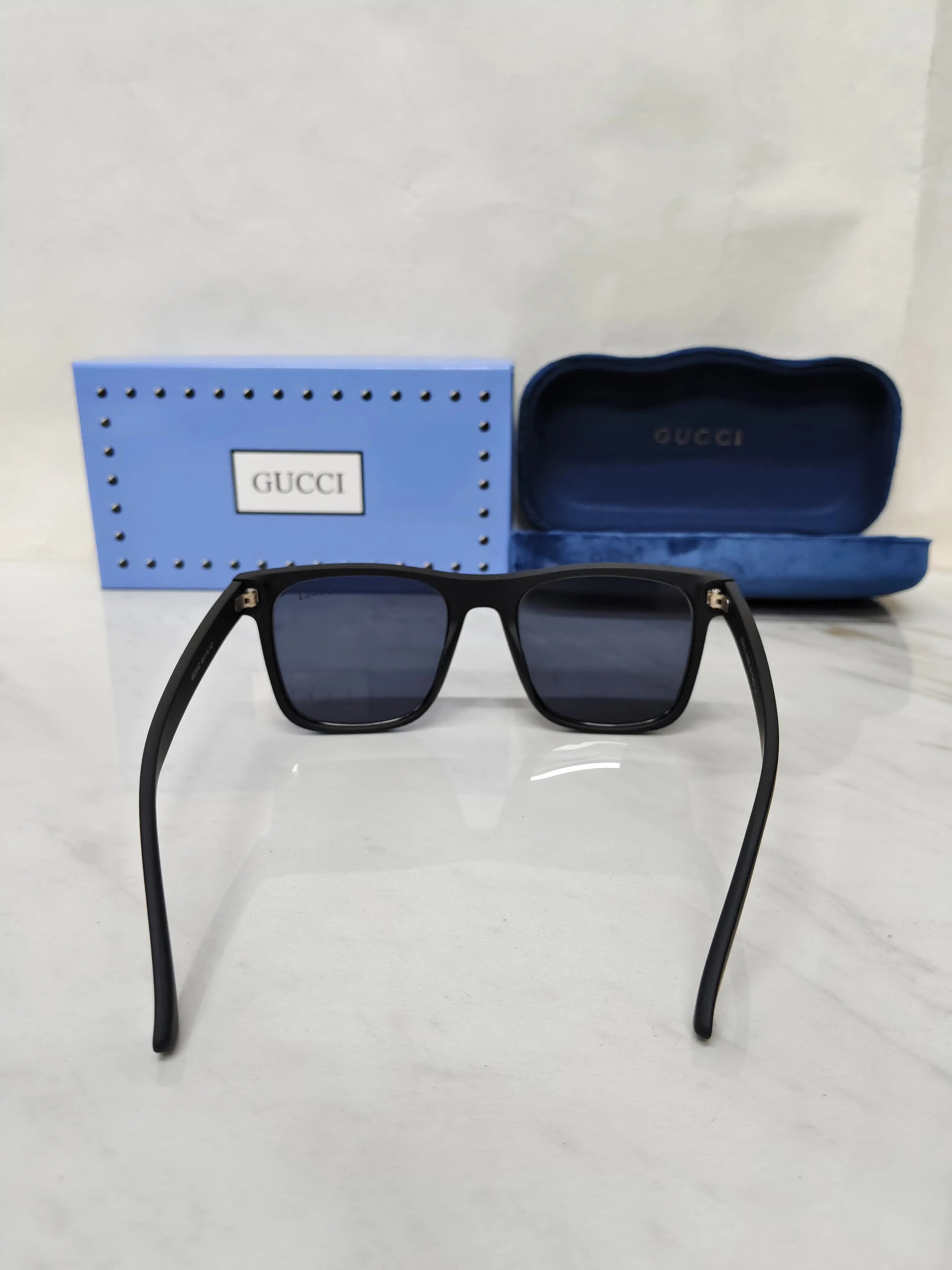 GUCCI 2052 LOGO STICK BLACK